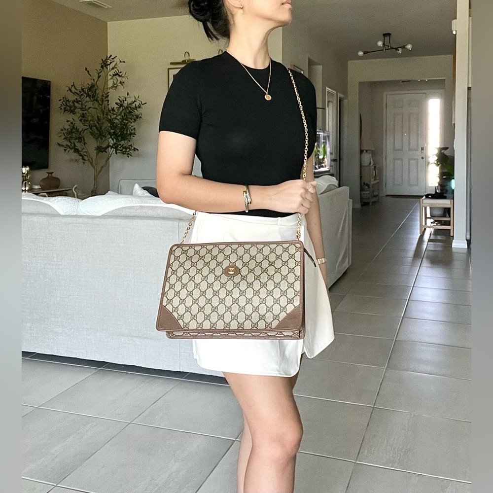 🍓GUCCI Supreme PVC Clutch